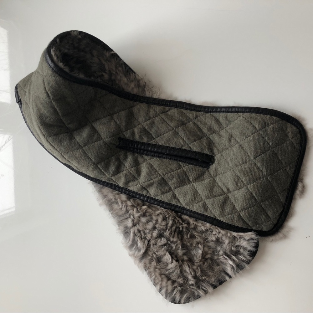 Fur and wool scarf